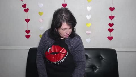 LuciaMi online show from 12, 2, 2025