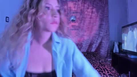 Luciana Evans online show from 6, 11, 2025