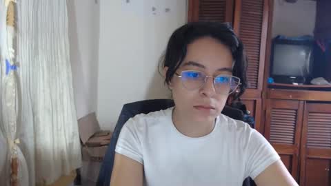 Madelyne online show from 23, 12, 2024