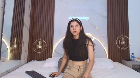 Luci  online show from 29, 1, 2025