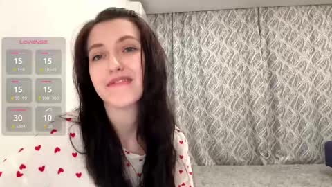 Snapshot of lucibeveridge chatting on 27, 11, 2025 Mary online show from 27, 11, 2025