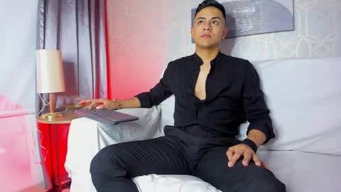 Snapshot of lucii_fer_ chatting on 20, 1, 2025 Leo online show from 20, 1, 2025