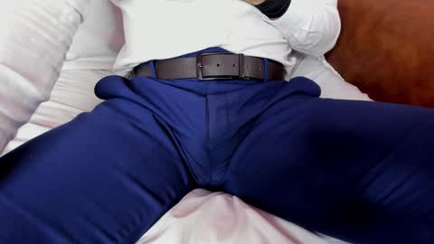 Snapshot of lucii_fer_ chatting on 11, 2, 2025 Leo online show from 11, 2, 2025