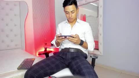 Snapshot of lucii_fer_ chatting on 20, 3, 2026 Leo online show from 20, 3, 2026