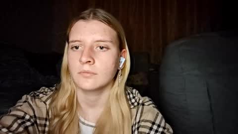 Monika online show from 9, 10, 2025