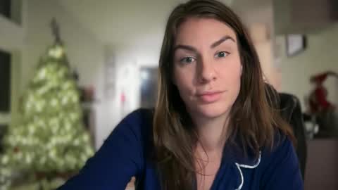 Snapshot of luciousapril chatting on 1, 12, 2025 April online show from 1, 12, 2025