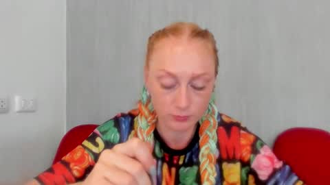 lucky_licky20 online show from 13, 10, 2025