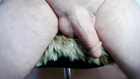 Snapshot of luckycumx chatting on 20, 10, 2025 luckycumx online show from 20, 10, 2025