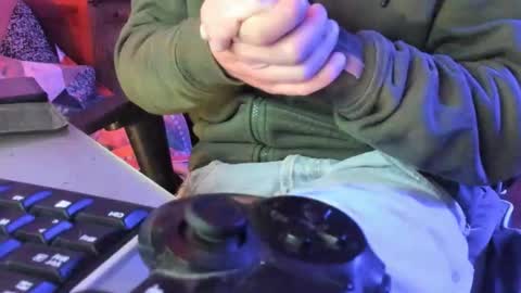 Snapshot of luckydrakex chatting on 20, 11, 2025 Lucky online show from 20, 11, 2025