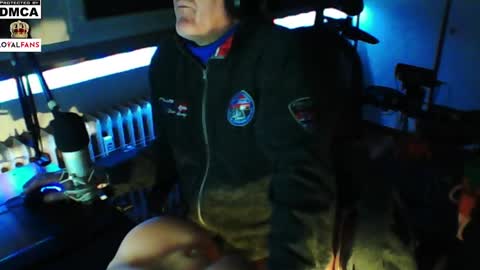        call me  Stefan online show from 1, 2, 2025