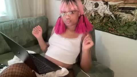 luckylaci777 online show from 5, 11, 2025