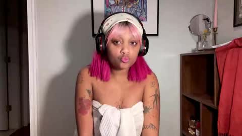 luckylaci777 online show from 8, 11, 2025