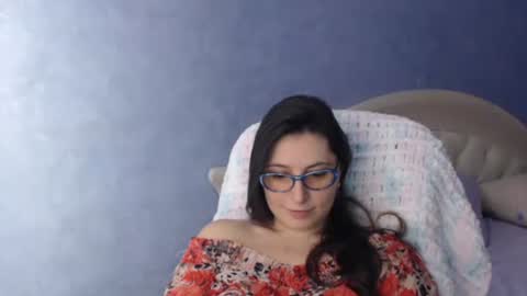 luckylinda23 online show from 11, 1, 2025