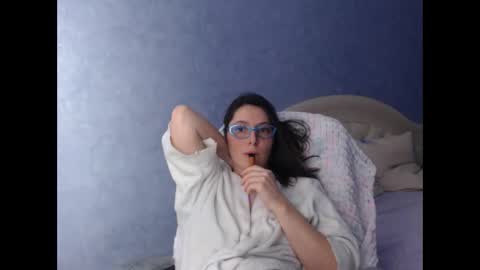 luckylinda23 online show from 15, 1, 2025