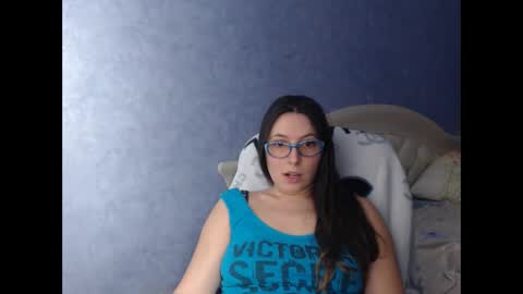 luckylinda23 online show from 29, 1, 2025
