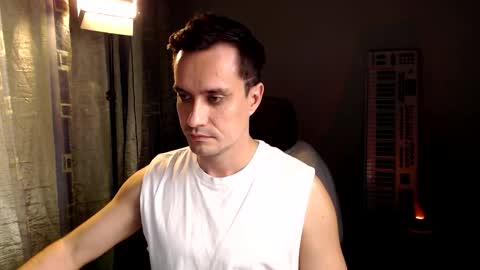 Snapshot of luckyman10000000 chatting on 12, 11, 2025 luckyman10000000 online show from 12, 11, 2025