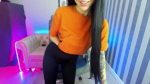Monika online show from 28, 1, 2025