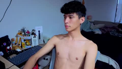 Snapshot of luclawthorne chatting on 20, 11, 2025 Lu Independent Model online show from 20, 11, 2025