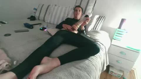 lucsefurr online show from 11, 2, 2026