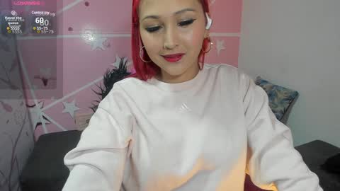 lucy_beatifull online show from 6, 1, 2025