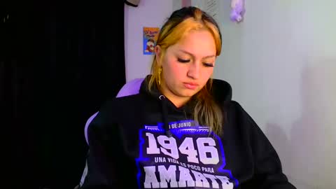 Snapshot of lucycherry__ chatting on 31, 12, 2024 LUCIA online show from 31, 12, 2024