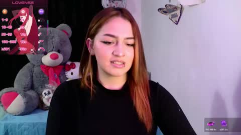 Snapshot of lucycherry__ chatting on 15, 11, 2025 LUCIA online show from 15, 11, 2025