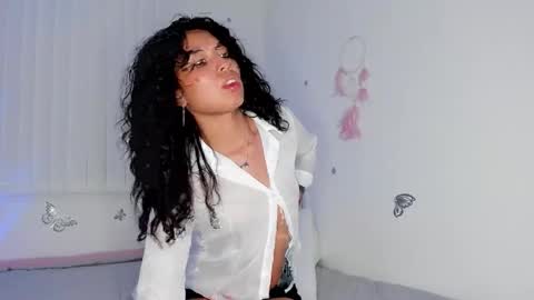 Lucy online show from 28, 11, 2025