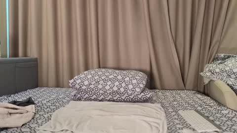 Love kinky Go here  online show from 19, 1, 2026