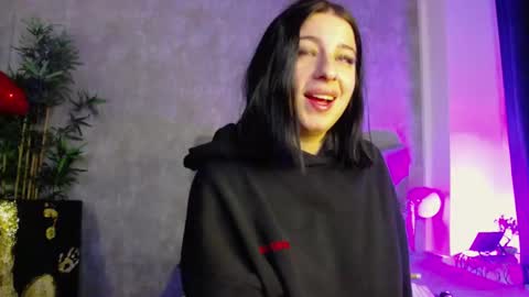 Snapshot of lucyrayy chatting on 25, 2, 2026 lucyrayy online show from 25, 2, 2026