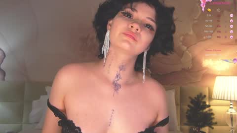 lucyvee online show from 21, 12, 2024