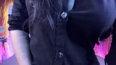 Lucy Liiu online show from 27, 2, 2026