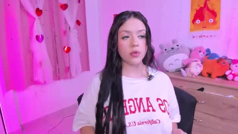 LUCYY FROM HOME  online show from 22, 9, 2025