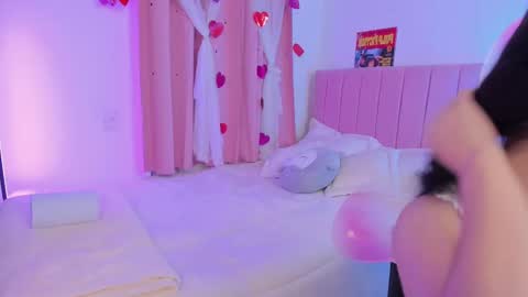 LUCYY FROM HOME  online show from 5, 10, 2025