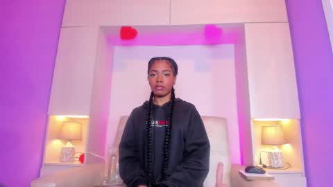 Lu online show from 12, 3, 2025