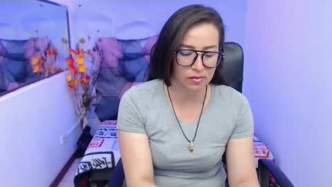 lui_fer01 online show from 2, 11, 2025