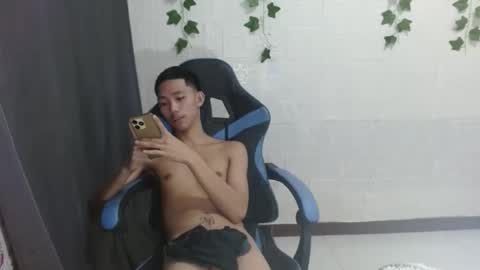 Snapshot of lui_the_fucker chatting on 23, 10, 2025 lui_the_fucker online show from 23, 10, 2025