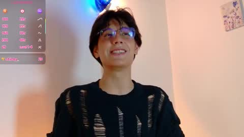 Snapshot of lui_x_dust chatting on 8, 3, 2026 Lui online show from 8, 3, 2026