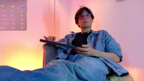 Snapshot of lui_x_dust chatting on 16, 3, 2026 Lui online show from 16, 3, 2026