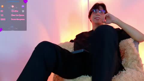 Snapshot of lui_x_dust chatting on 27, 3, 2026 Lui online show from 27, 3, 2026