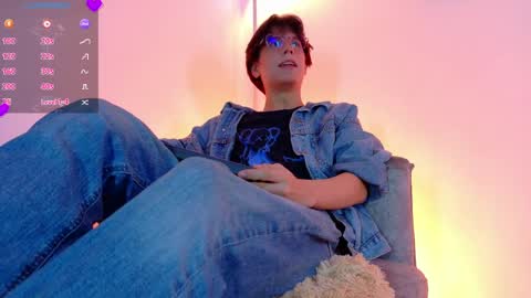 Snapshot of lui_x_dust chatting on 28, 3, 2026 Lui online show from 28, 3, 2026