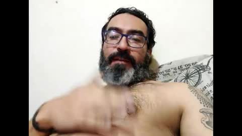 Snapshot of luis2988z chatting on 7, 11, 2025 Hairyman online show from 7, 11, 2025
