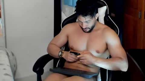 luis_baptista online show from 16, 12, 2024