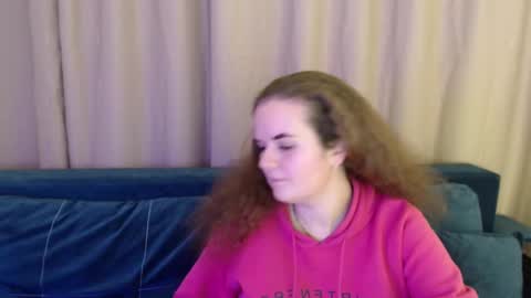 Luisa Rosee online show from 3, 3, 2025