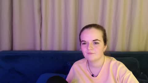 Luisa Rosee online show from 7, 3, 2025