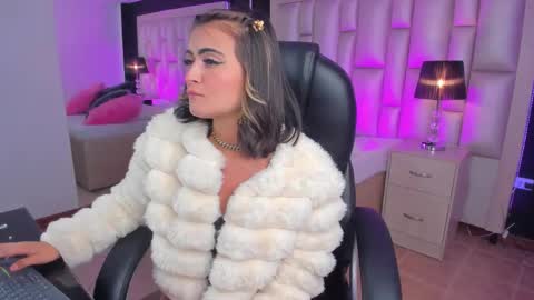 Luisa  online show from 6, 1, 2026