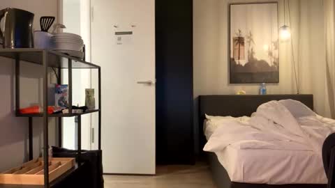 Luisa Monsters online show from 26, 10, 2025