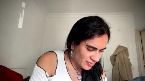 Luisa Monsters online show from 12, 11, 2025