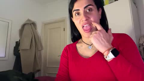 Luisa Monsters online show from 21, 11, 2025