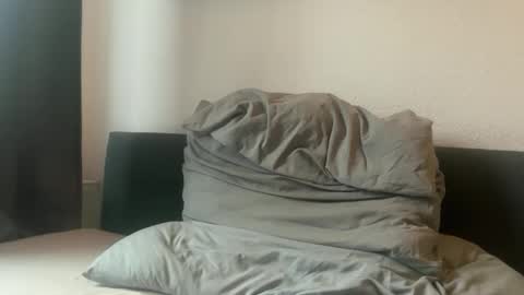 Snapshot of luisbadx chatting on 16, 11, 2025 Luis Badx online show from 16, 11, 2025