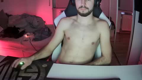 Snapshot of lukasschoetz chatting on 8, 1, 2025 lukasschoetz online show from 8, 1, 2025